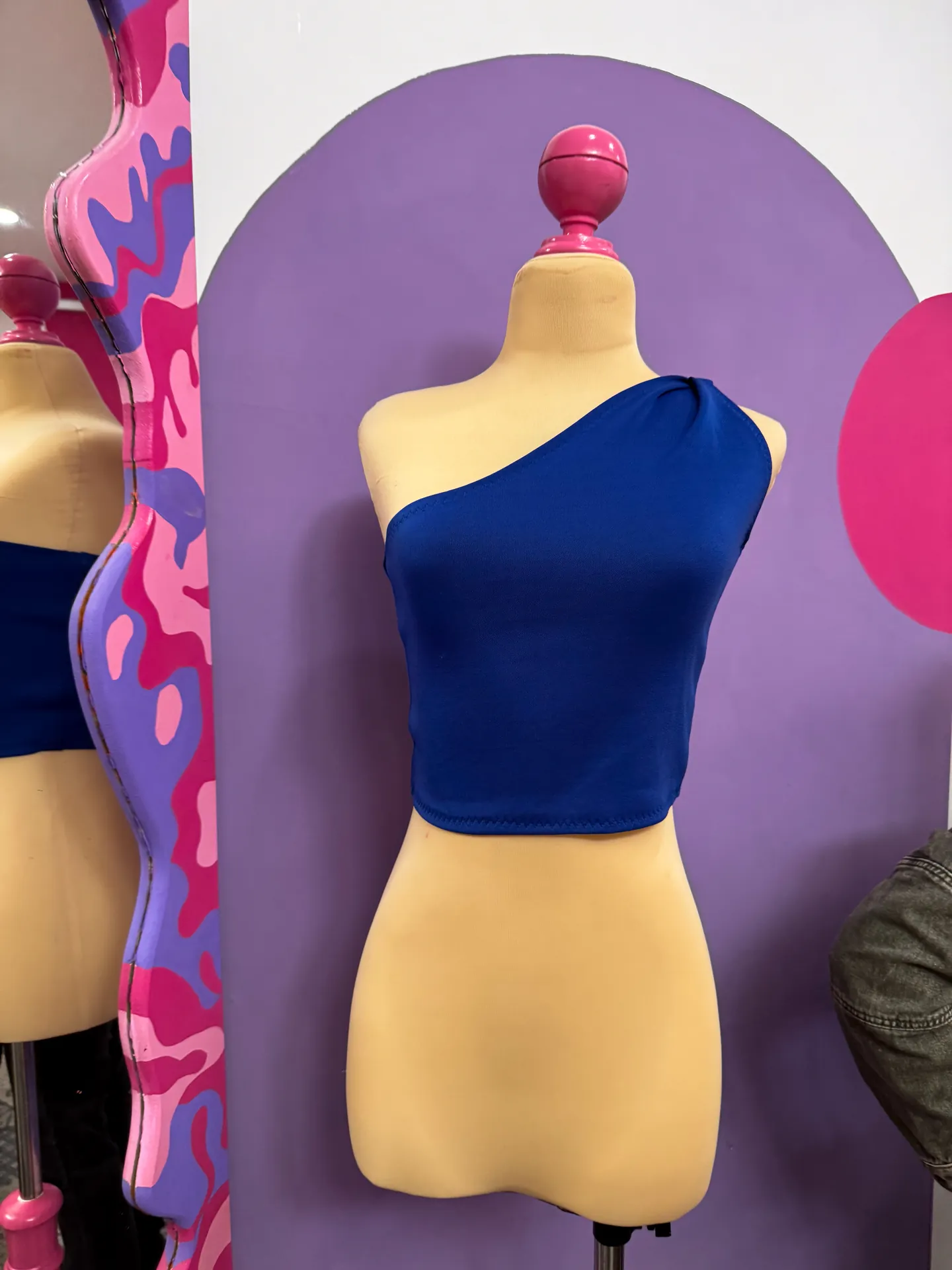 Corte y Confección Dama - Foto 17